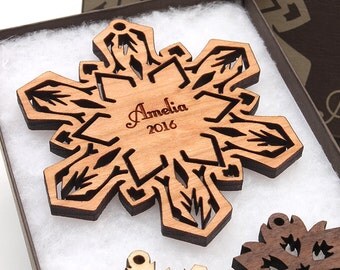 2016 Custom Engraved Snowflake Ornament - Customized Christmas Gift Custom Holiday Christmas Ornament - Add Name and Year
