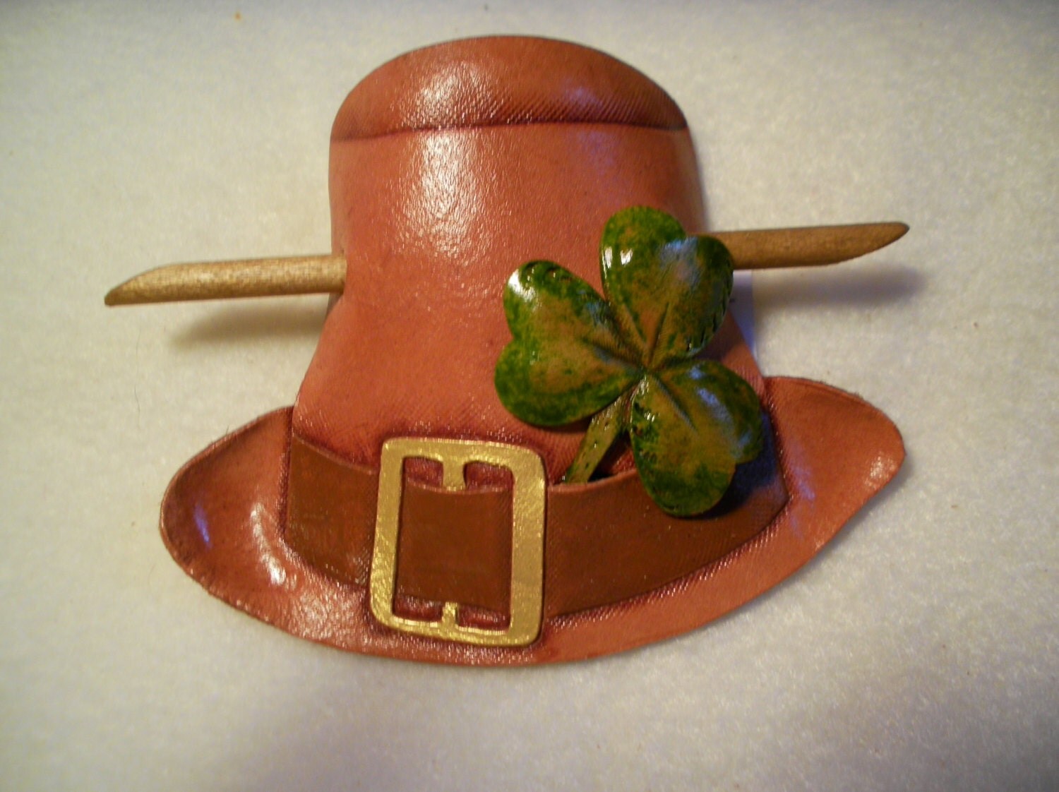 Barrette Irish top hat bandgold buckle shamrock. by BITOLEATHER