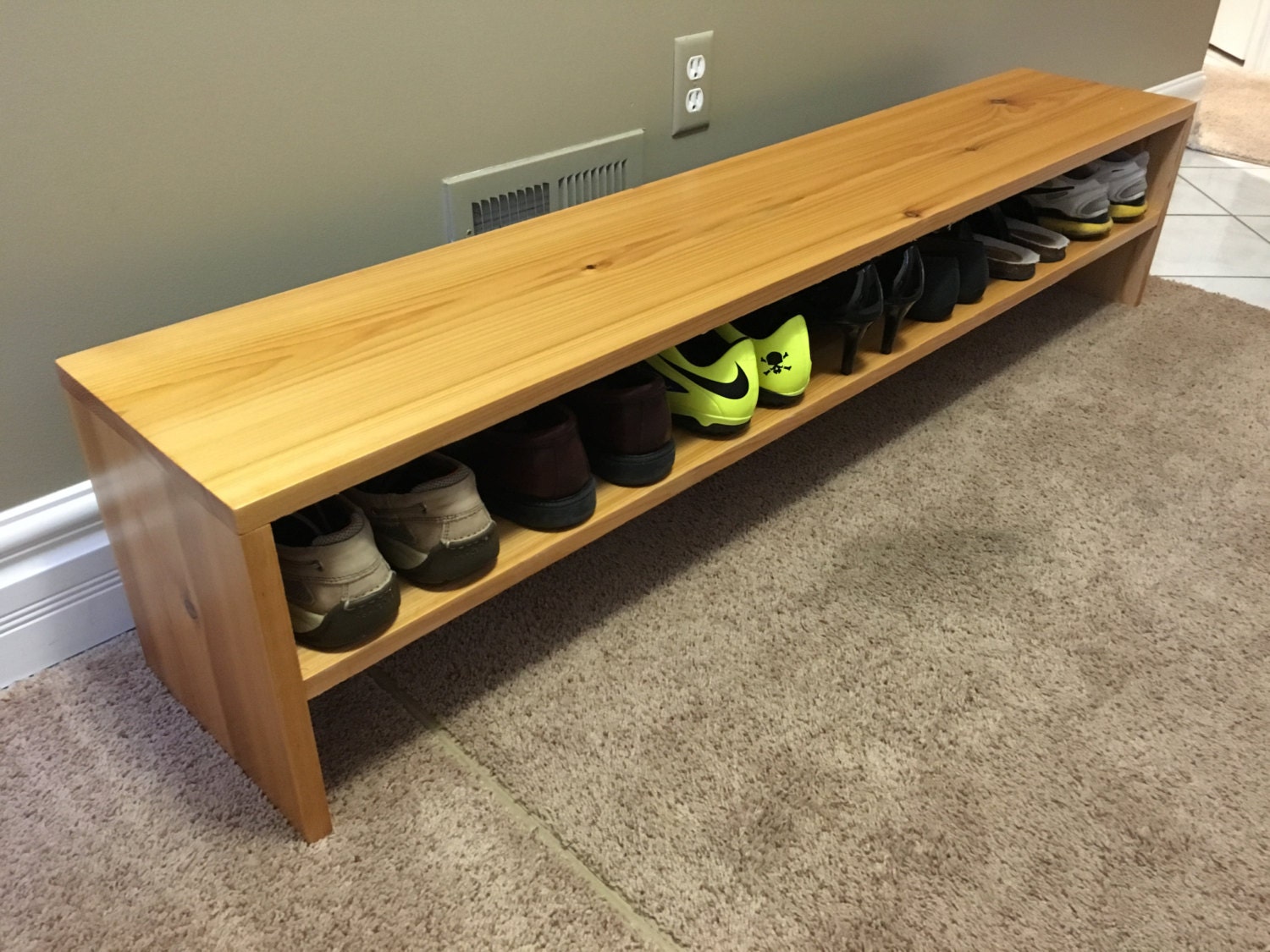Cedar Shoe Rack 60 5ft