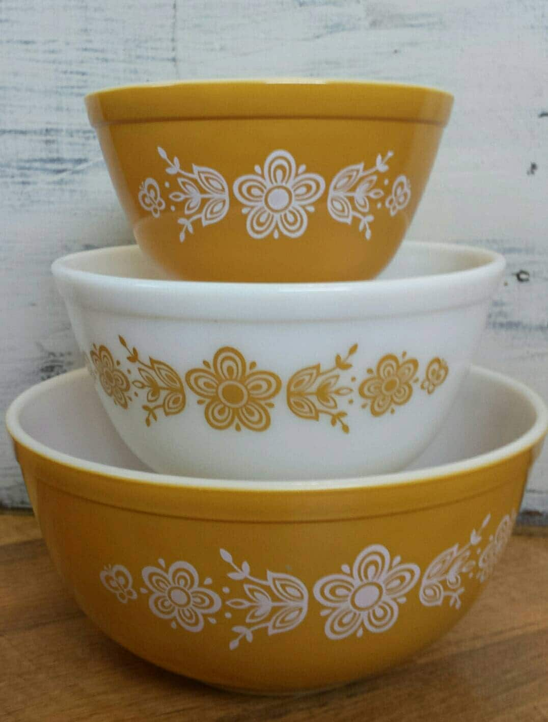 Vintage Pyrex Butterfly Gold Nesting Bowls Vintage Mixing