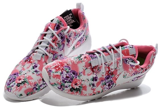 roshe run clouds