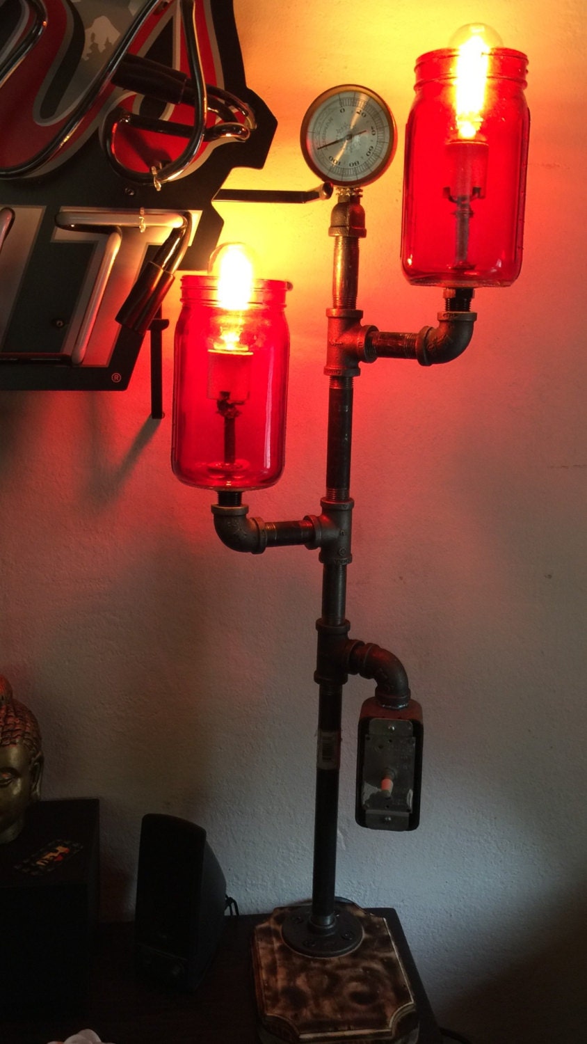 Industrial type accent lamp
