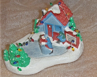 Accents Unlimited WEE CRAFTS Plaster Christmas HOUSE Lighted