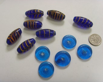 1960s 12 vintage hand blown blue glass beads lot e1179