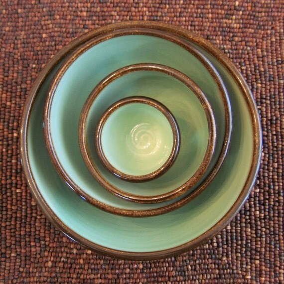 Ceramic Nesting Bowls in Mint Chocolate Large by KarinLorenc