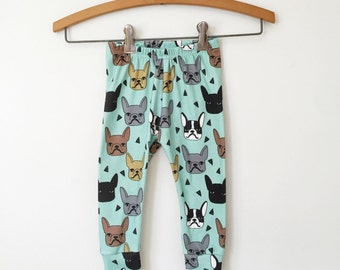 baby leggings in french bulldog print // organic baby leggings // organic baby clothes // toddler leggings // baby pants // baby clothes