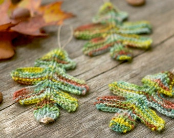 Knitting Pattern - Oak Leaves - Knitted - Garland - Autumn - Fall Decor - Leaf Coaster - Knit Leaf - Woodland - Thanksgiving - Halloween