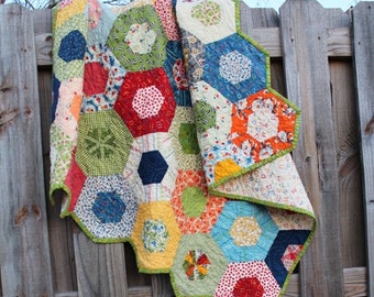 Quilt / Baby Quilt / Quilts for Sale / Custom Quilts / Gender Neutral Unisex Quilts / Crib Bedding / Children Quilts / Made to Order