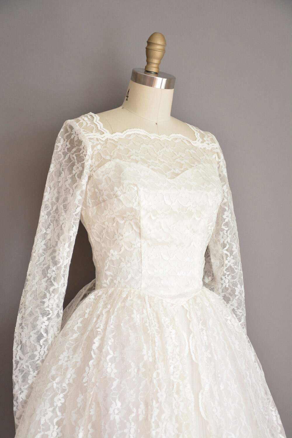 r e s e r v e dvintage 1950s dress / white tea length lace