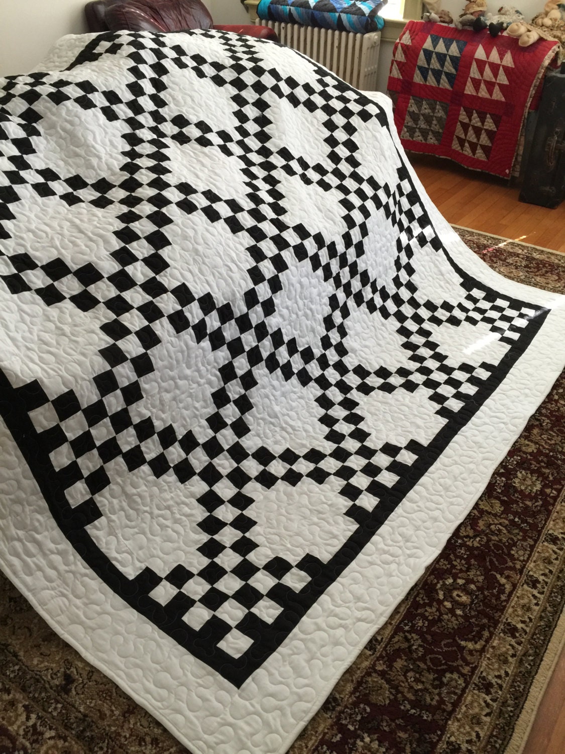 Quilt Irish Chain Black and White Queen With White Border Made