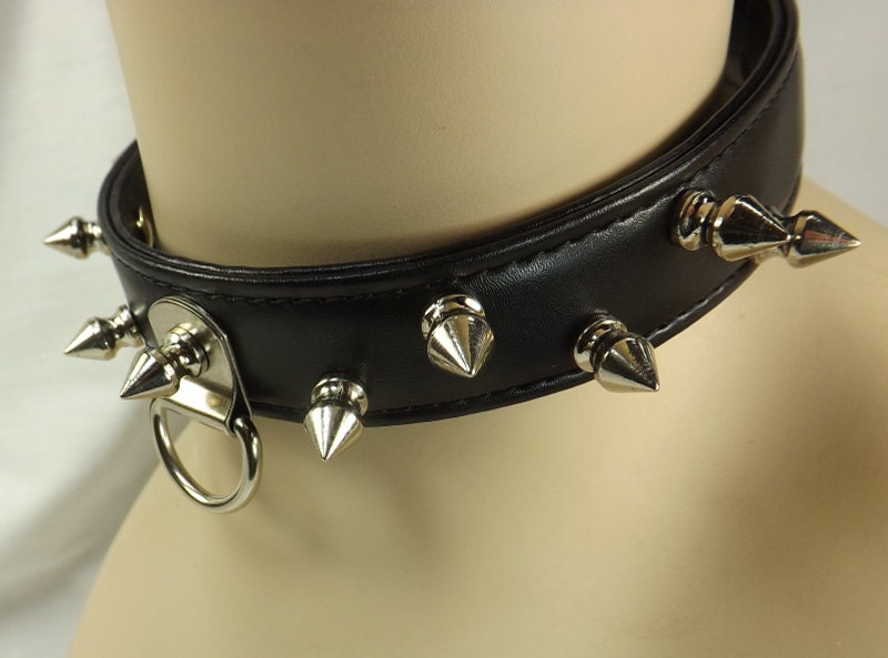 Submissive collar punk collar black leather spike collar