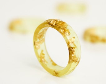 eco resin ring - size 8 thin multifaceted ring | summer gold with gold leaf flakes