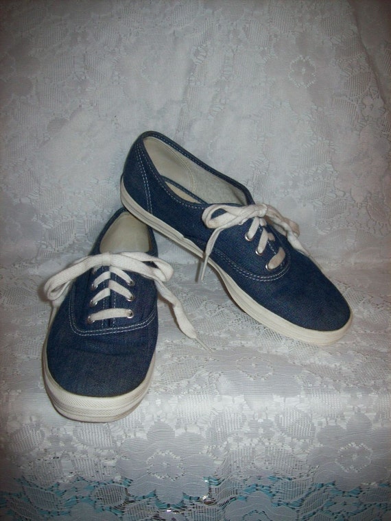 Vintage Ladies Denim Blue Canvas Lace Up Tennis Shoes Sneakers