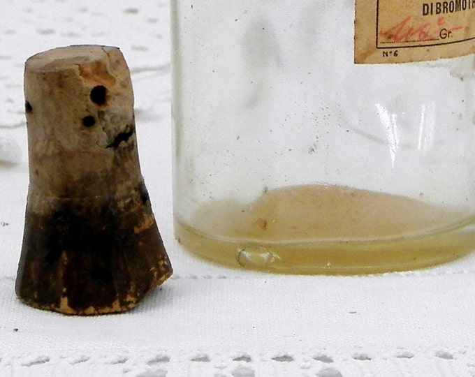 Small Antique French Glass "Bleu de Bromothymol " Bottle with a Cork Stopper, French Country Decor, Bromothymol Blue, Apothecary, Chemist Small Antique French Glass "Bleu de Bromothymol " Bottle with a Cork Stopper, French Country Decor, Bromothymol Blue, Apothecary, Chemist