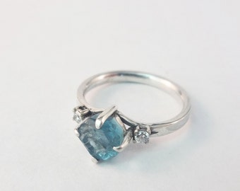 Raw aquamarine engagement rings