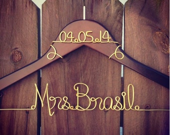 Wedding Hanger, Bridal Hanger with Date, Personalized Custom Bridal Hanger, Brides Hanger, Bride, Name Hanger, Personalized Bridal Gift