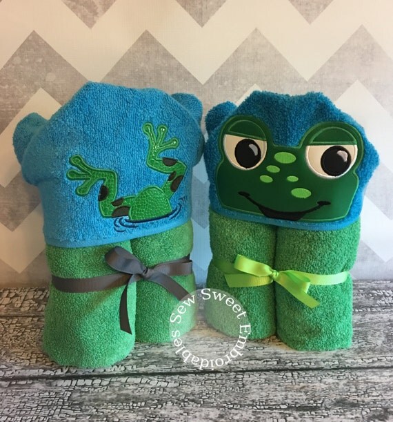 Frog Hooded Towels/Childs Hooded Towel/Bath Towel/ With Or