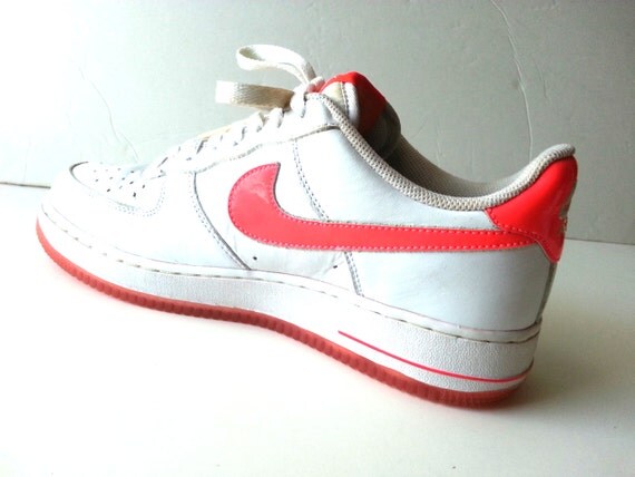 neon nike shoes air force 1