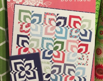 Kaleidoscope pattern by Lella Boutique