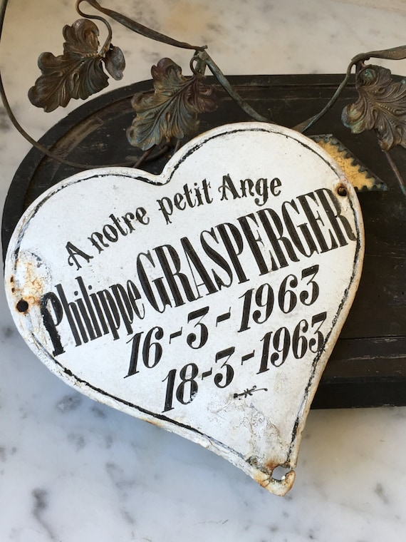 vintage French memorial plaque French heart shaped funeral