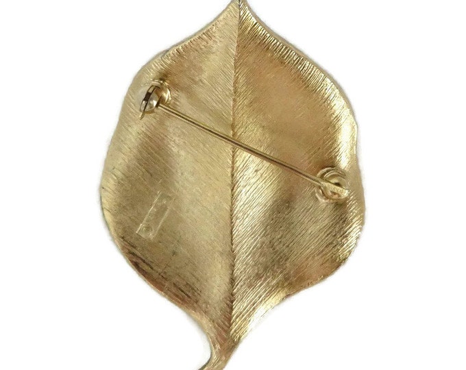 Trifari Leaf Brooch, Vintage Matte Gold Tone Leaf Pin, Classic Signed Trifari Jewelry