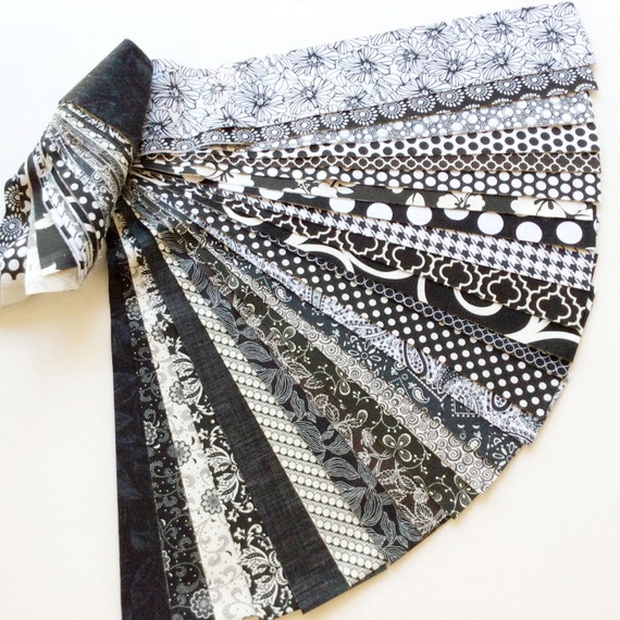 Jelly Roll 25 Classic Black White Cotton by Material1Treasures