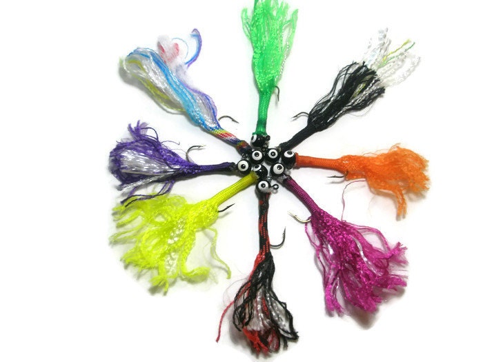 Paracord Fishing Lures fishing kit set of 8 lures with plastic