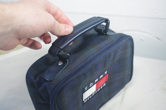 tommy hilfiger lunch box