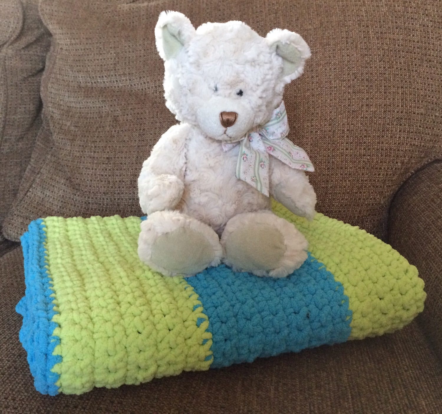 Crochet Plush Baby Blanket super Soft & Cuddly
