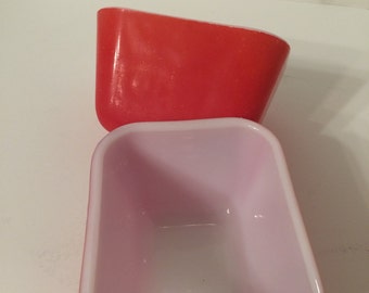 Vintage pyrex refrigerator dishes