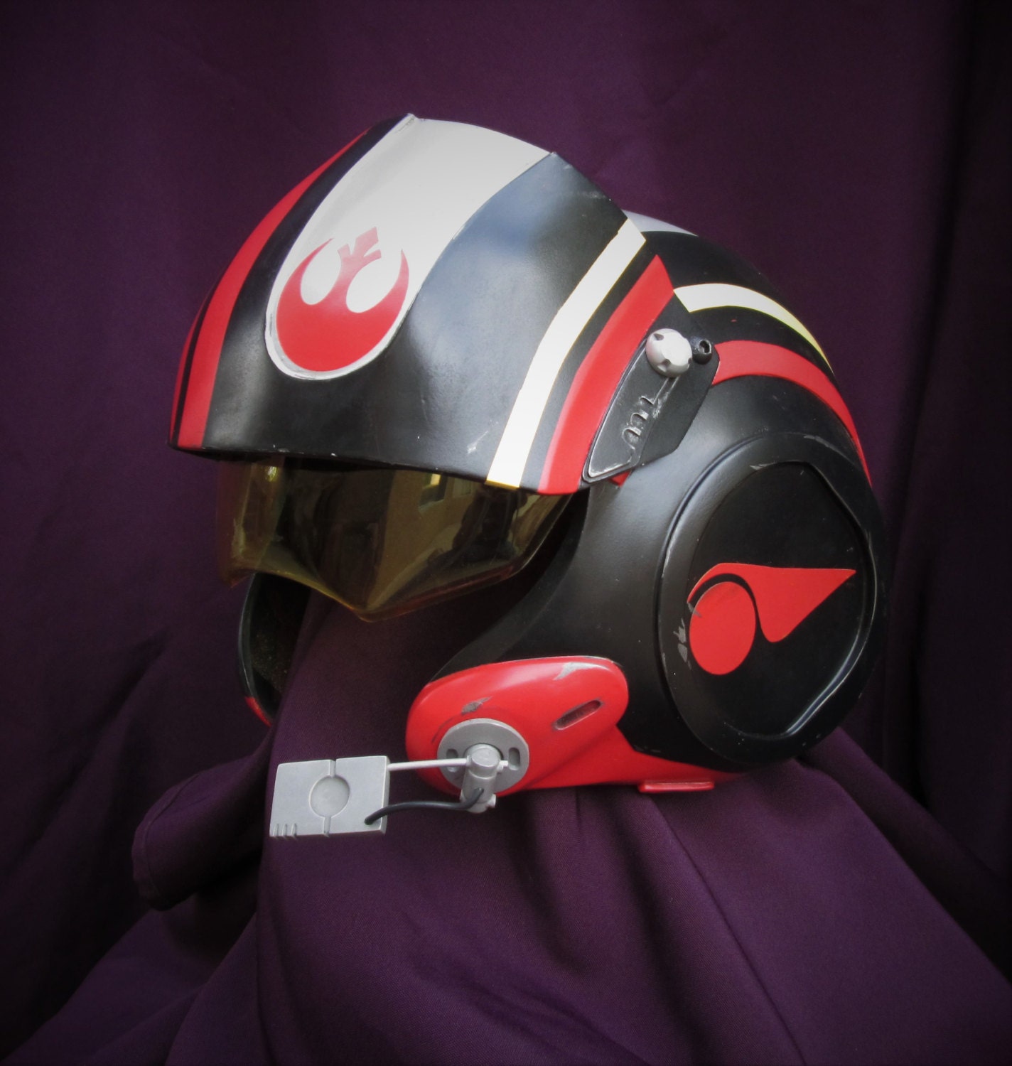 Star Wars TFA X-Wing Resistance Pilot Helmet by AllenAmisCreations