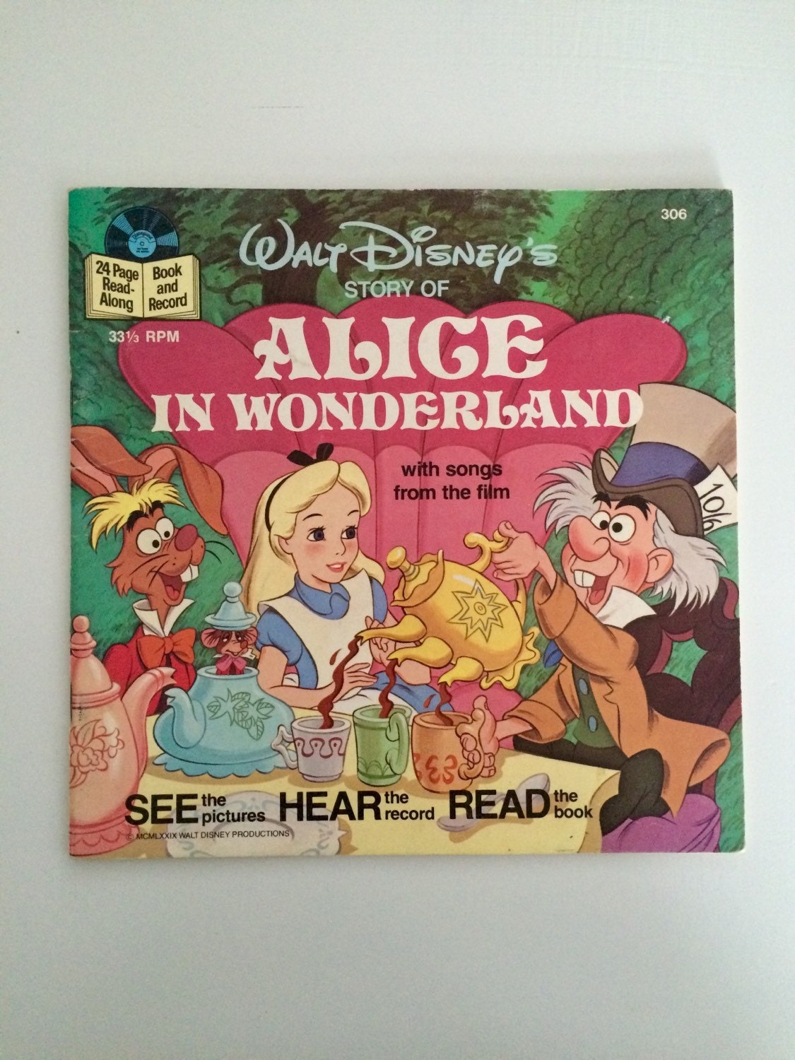 1979 Read Along Book Alice in Wonderland