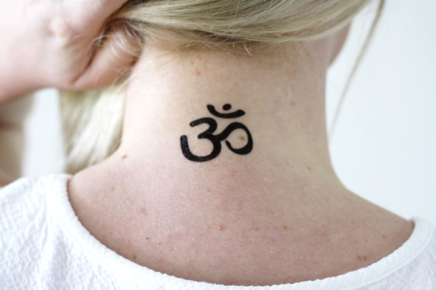 Om Tattoo / Aum symbol tattoo / Om temporary tattoo Om Symbol Tattoo.