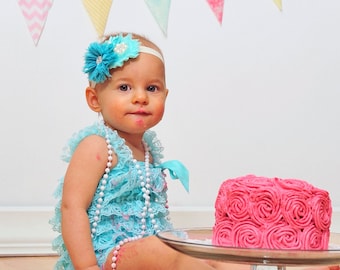Girls cake smash outfit. Aqua lace romper. Baby girl 1st birthday outfit. Romper set. Petti romper set.First birthday outfit.2nd birthday