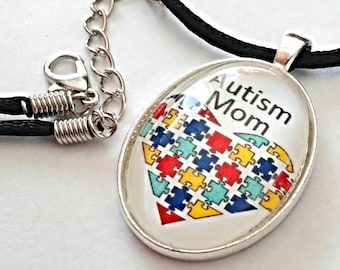 Autism Mom Necklace Autism Awareness Jewelry Puzzle Piece Pendant Multi Colored Heart Gifts For Mom Mother's Day Gift Silver Plated Oval
