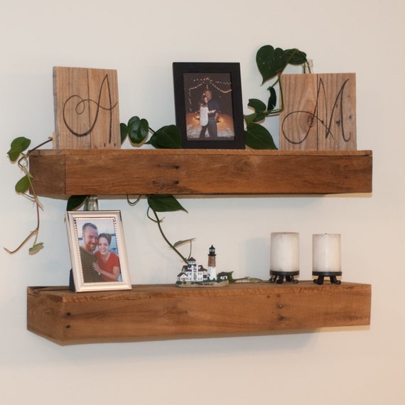 Drijvende plank badkamer plank hout planken keuken kast muur