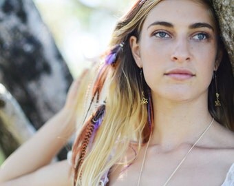 Boho Feather Hair clip. Clip in hair feather accessory/ temporary/festival wear/ tribal/goddess/jewelry/bohemian/natural jewelry/burning man