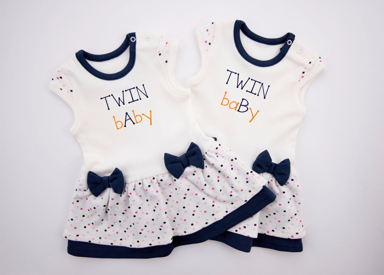 Cute Twin Girl Outfits TWIN bAby and TWIN