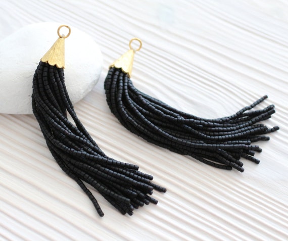 Tassel Necklace in Black Bead