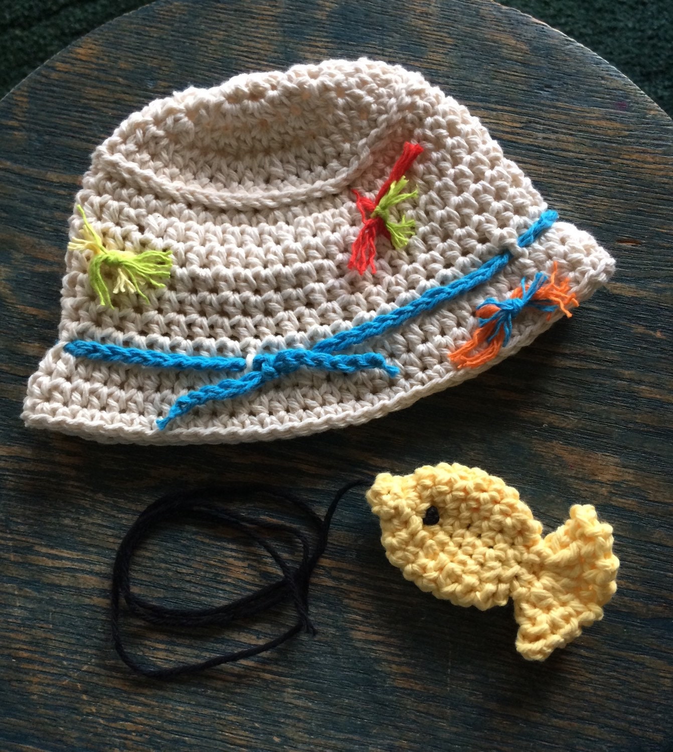 Baby Fishing Hat with Cotton Lures & 1 Cotton by