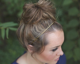 Headband. Brass Headband. Gold Headband. Thin Wire Headband. Classic Hair Accessory. Gold Headband. Boho Bridal. Modern. Miniamal.