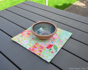 Quilted table mat, floral table topper - modern, contemporary home decor. Bright table topper, square table runner. Fleurologie patchwork UK