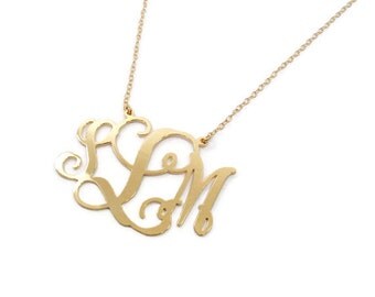 Monogram Necklace. 0.8" Personalized initials monogram necklace. Gold monogram necklace. Personalized necklace.18k Gold plated monogram