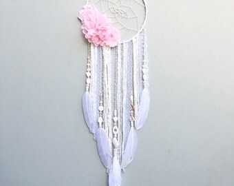 Flower Dream Catcher, Dreamcatcher - Boho Chic decor - Nursery decor - Baby Shower Gift - Kids Room - Bedroom Decor