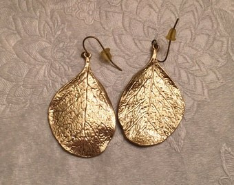 Gold Tone Leaf Dangle Drop Earrings, Leaf Earrings, Leaf Wire Earrings, Leaf Pierced Earrings, Gold Leaf Earrings, Nature Earrings