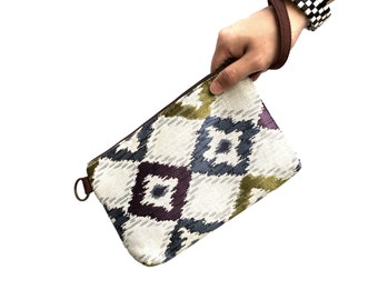 Petite trousse à maquillage Cosmetic Pouch, Makeup Bag, Wristlet cash, Vegan Zipper pouch, School Supplies, Pencil Case, Casual Clutch