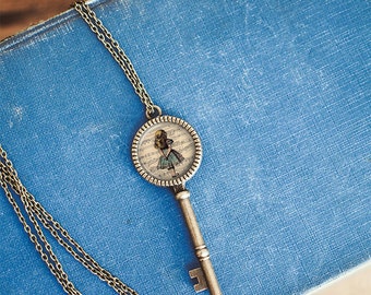 Alice in Wonderland Key Necklace ⇻ Glass Dome Necklace
