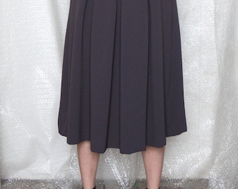 40% off Grey midi skirt with pockets, pleated midi skirt, high waisted pleated skirt, high waisted skirt, flowy skirt