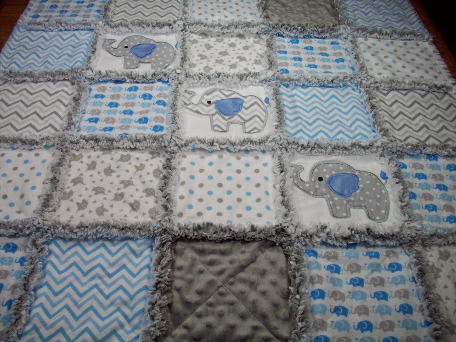 il-fullxfull-859052201-subv-jpg-1500-1125-rag-quilt-baby-rag