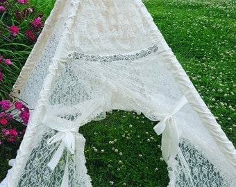 Vintage Lace Teepee, Kids Teepee, Childrens Teepee, Teepee, Teepee Tent, Lace Teepee, Girls Teepee, playtent